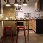 The Black Dog House * فالينتْسانو